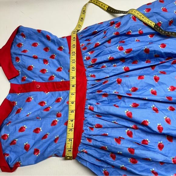 LINDY BOP IMELDA BLUE STRAWBERRY 🍓 DRESS SIZE 12 nwt - Picture 8 of 11